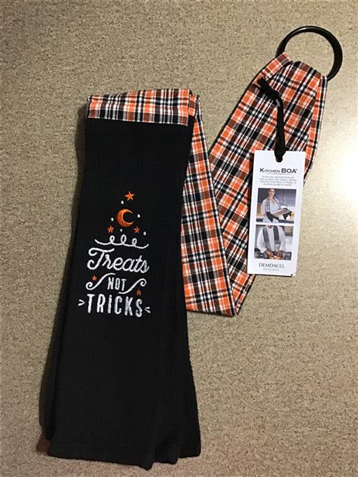 Boa - Treats not Tricks (Halloween)